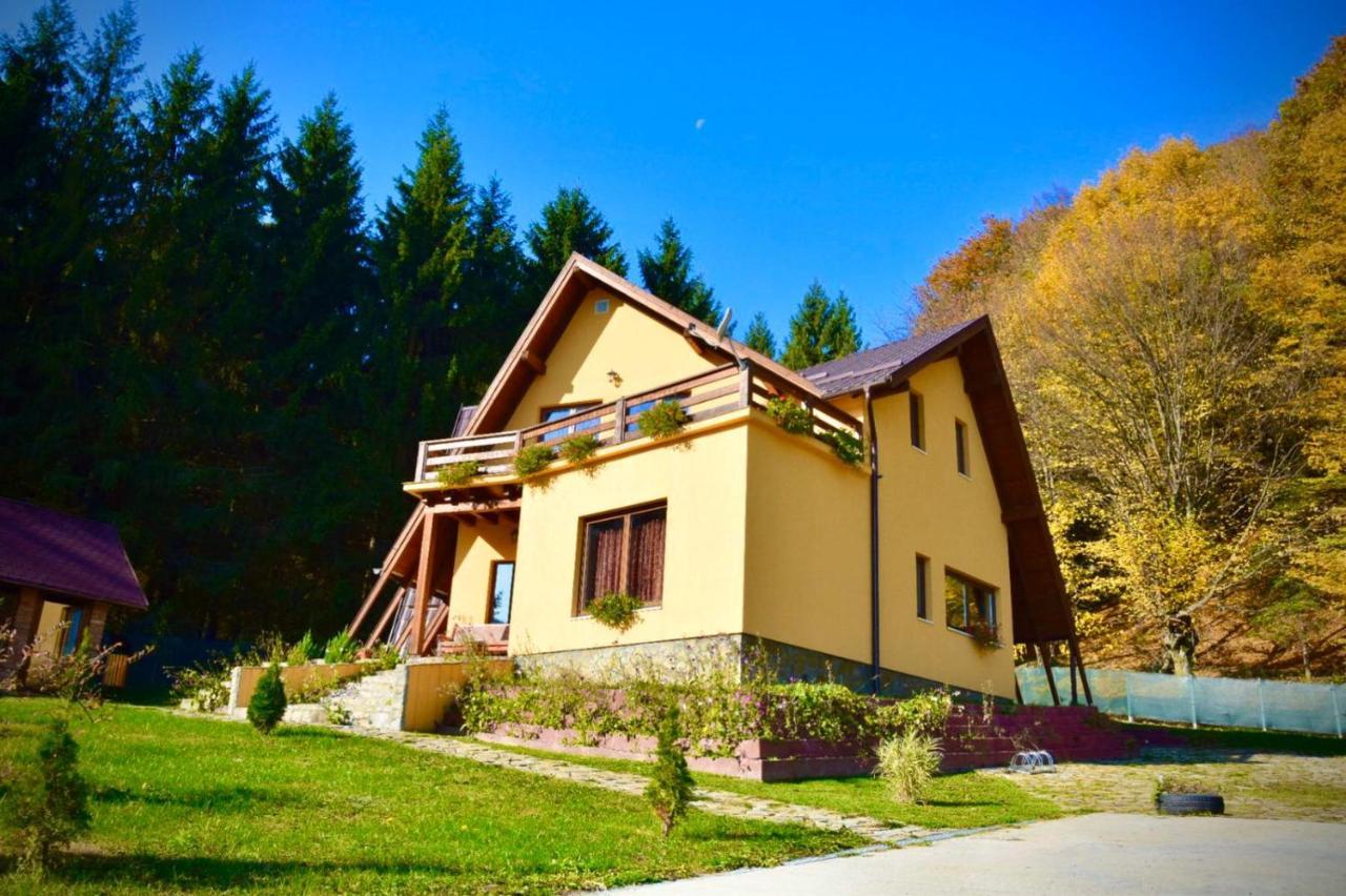Green Property Dofteana Exterior foto
