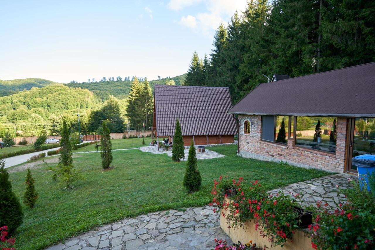 Green Property Dofteana Exterior foto